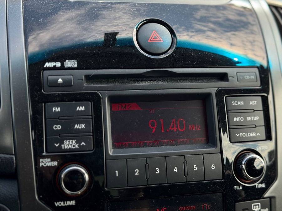 Kia Cerato, 2011г., передний привод, автомат