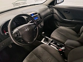 Hyundai Elantra, 2008г., передний привод, механика
