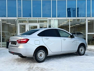 Lada (ВАЗ) Vesta, 2019г, передний привод, механика