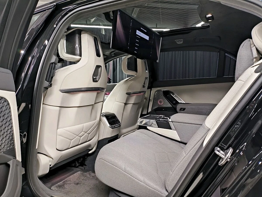 BMW , 2024г., полный привод, автомат