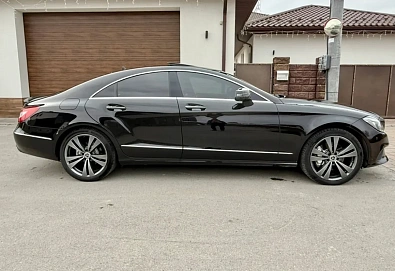 Mercedes-Benz CLS, 2015г., полный привод, автомат