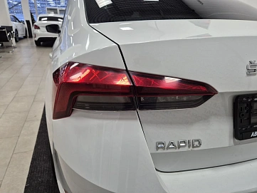 Skoda Rapid, 2021г, передний привод, автомат