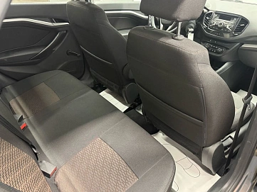 Lada (ВАЗ) Vesta, 2018г, передний привод, механика