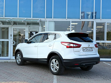 Nissan Qashqai, 2017г, передний привод, вариатор