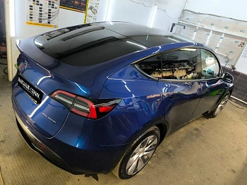Tesla Model Y, 2021г, полный привод, автомат