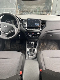 Hyundai Solaris, 2021г, передний привод, автомат