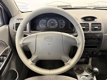 Kia Rio, 2004г, передний привод, механика