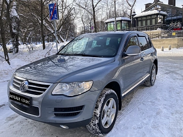 Volkswagen Touareg, 2008г, полный привод, механика