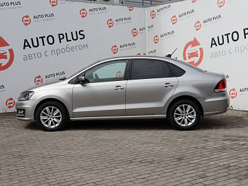 Volkswagen Polo, 2017г, передний привод, робот