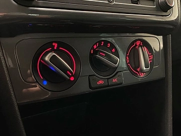 Volkswagen Polo, 2019г, передний привод, механика