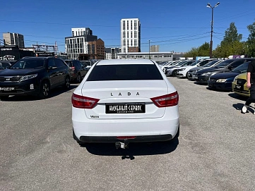 Lada (ВАЗ) Vesta, 2018г, передний привод, механика