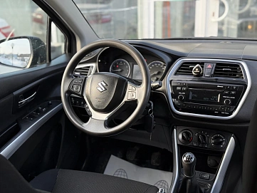 Suzuki SX4, 2021г, передний привод, механика