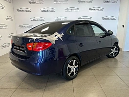 Hyundai Elantra, 2008г, передний привод, механика