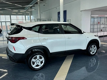 Kia Seltos, 2020г, передний привод, автомат