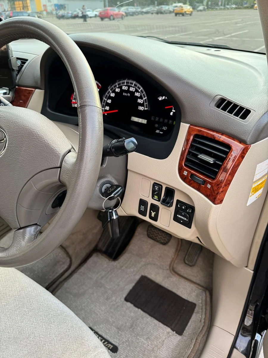 Toyota Ipsum, 2006г., полный привод, автомат
