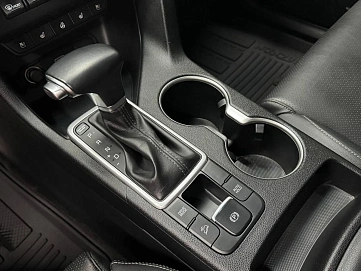 Kia Sportage, 2021г, передний привод, робот