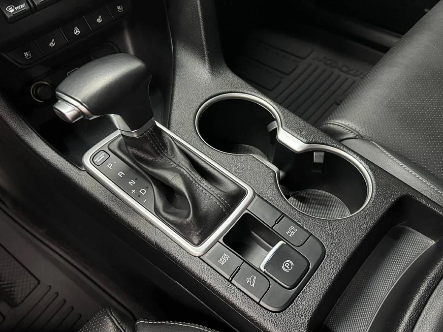 Kia Sportage, 2021г., передний привод, робот