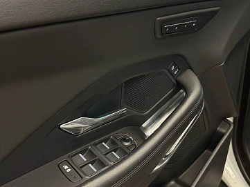 Jaguar E-Pace, 2018г, полный привод, автомат