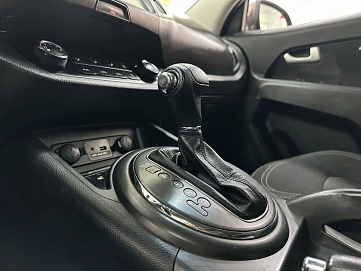 Kia Sportage, 2013г, передний привод, автомат