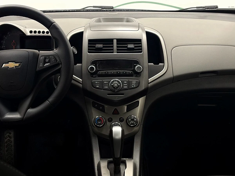 Chevrolet Aveo, 2012г., передний привод, механика