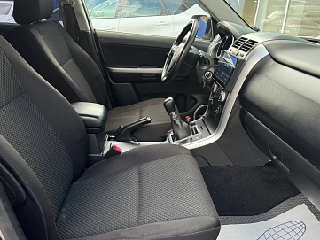 Suzuki Grand Vitara, 2008г, полный привод, механика