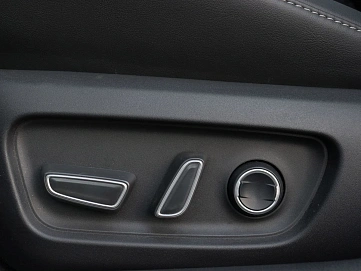 Toyota Camry, 2024г, передний привод, вариатор