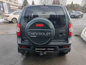 Chevrolet Niva, 2013г, полный привод, механика