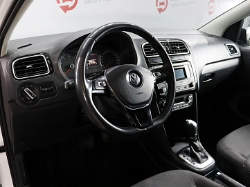 Volkswagen Polo, 2017г, передний привод, автомат