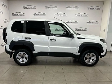 Lada (ВАЗ) Niva Travel, 2024г, передний привод, механика