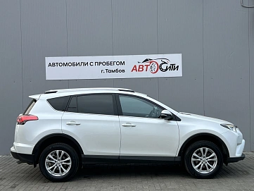 Toyota RAV4, 2018г, полный привод, вариатор