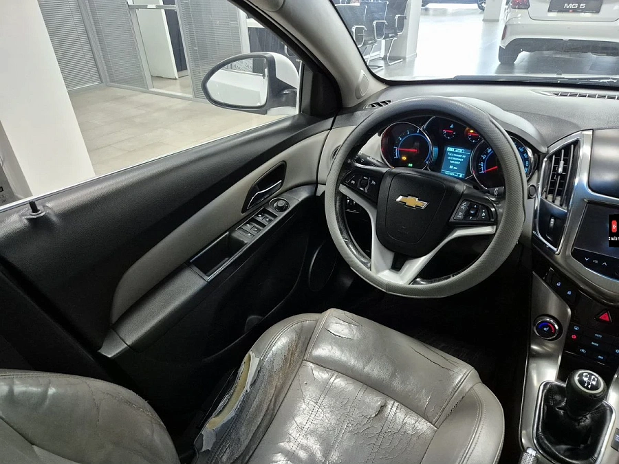 Chevrolet Cruze, 2013г., передний привод, механика