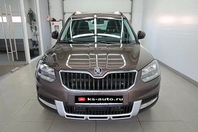 Skoda Yeti, 2015г., передний привод, робот