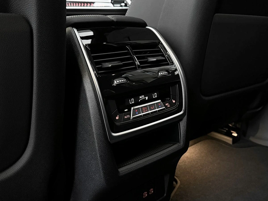 BMW X7, 2022г., полный привод, автомат