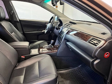 Toyota Camry, 2017г, передний привод, автомат