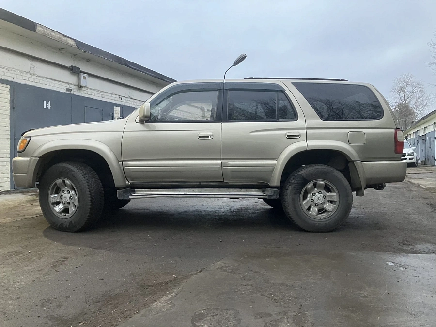 Toyota 4Runner, 1997г., полный привод, автомат