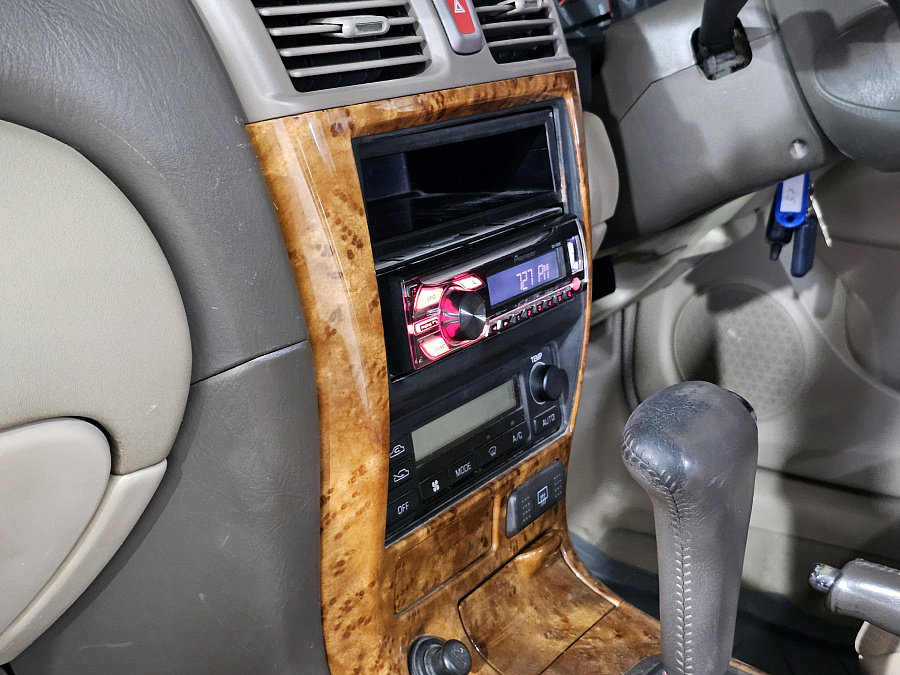 Nissan Sunny, 2003г., передний привод, автомат