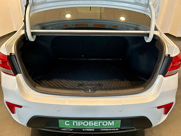Kia , 2020г., передний привод, автомат