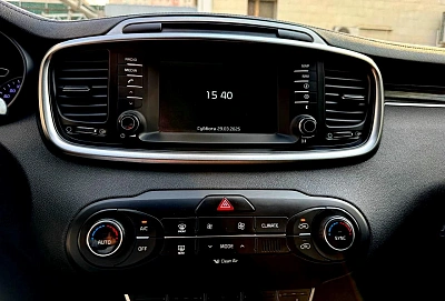 Kia Sorento, 2015г, полный привод, автомат