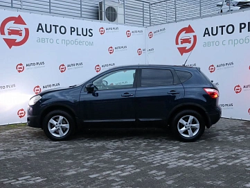 Nissan Qashqai, 2011г, передний привод, вариатор