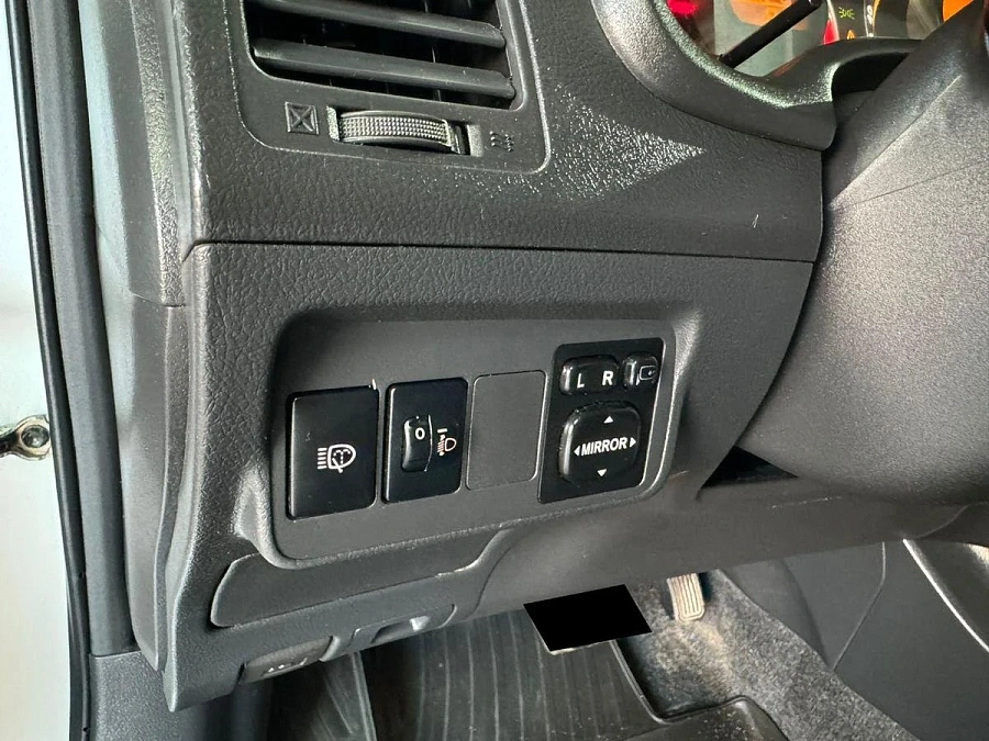 Toyota Corolla, 2011г., передний привод, автомат