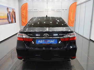 Toyota Camry, 2015г, передний привод, автомат