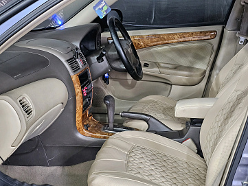 Nissan Sunny, 2003г, передний привод, автомат