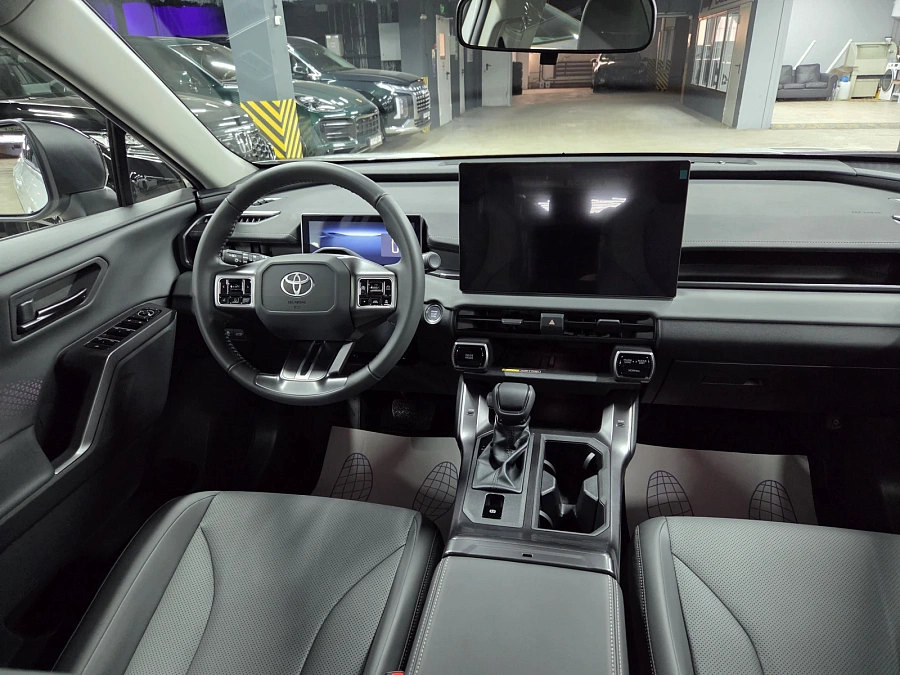 Toyota RAV4, 2026г., полный привод, вариатор