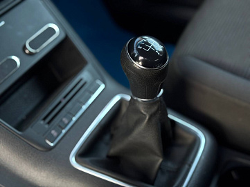 Volkswagen Tiguan, 2011г, передний привод, механика