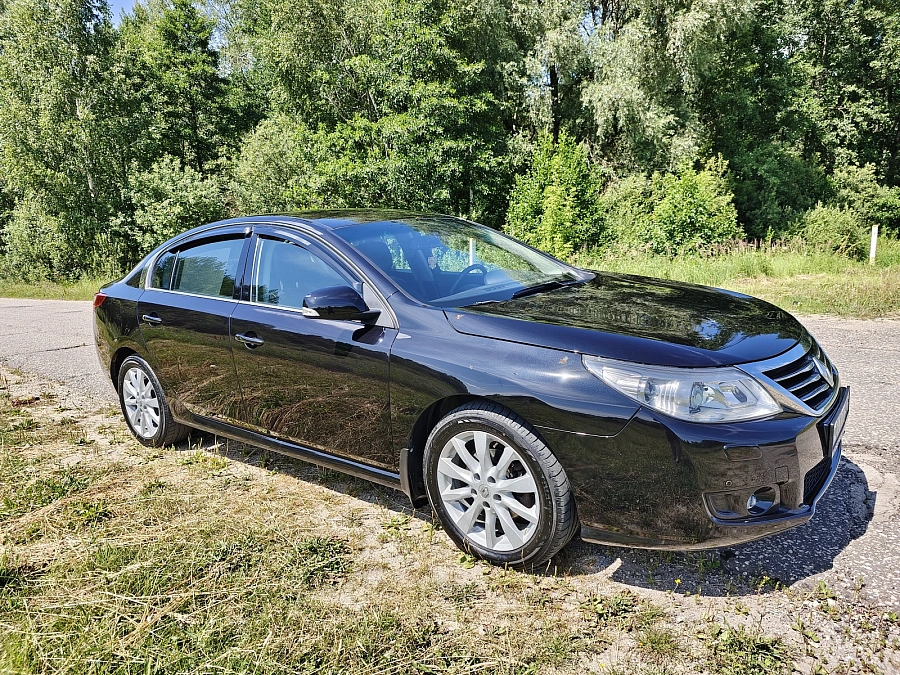 Renault Latitude, 2012г., передний привод, автомат