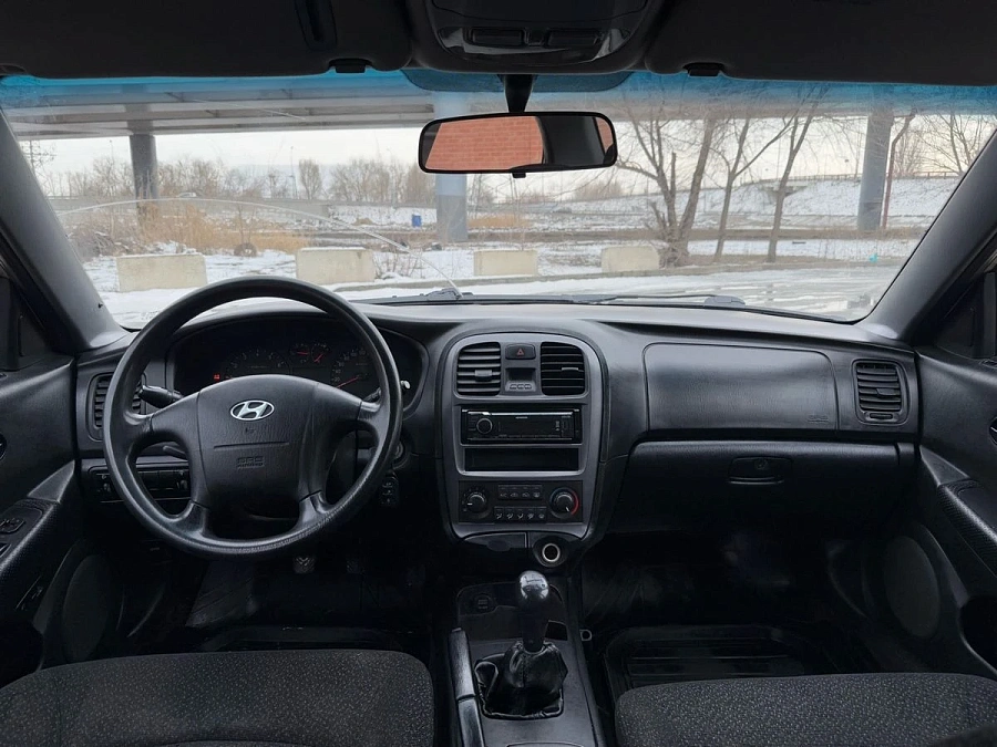 Hyundai Sonata, 2005г., передний привод, механика