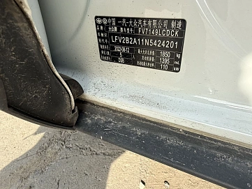 Volkswagen T-Roc, 2022г, передний привод, робот