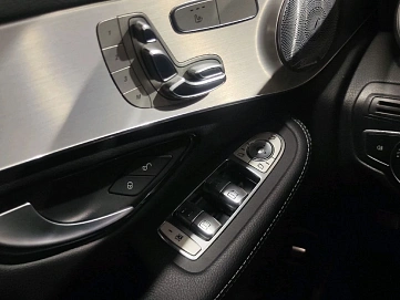 Mercedes-Benz , 2019г., полный привод, автомат