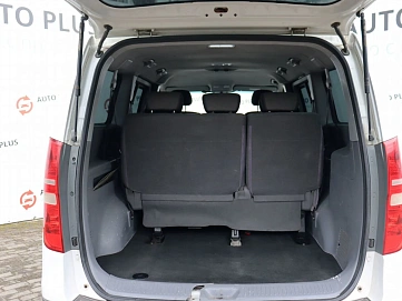 Hyundai , 2011г., задний привод, автомат