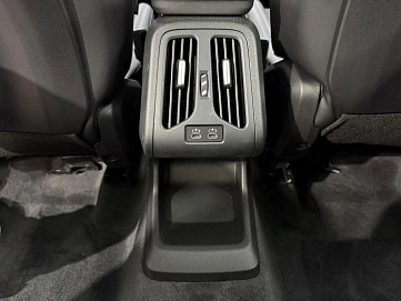 BMW X1, 2025г, передний привод, робот